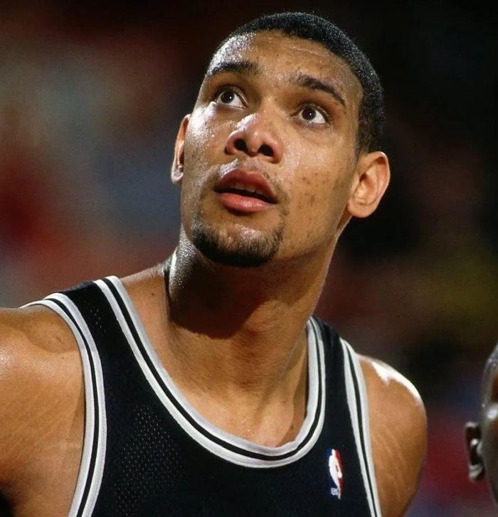 记者丨米兰vs科莫海外赛告吹（记者：米兰与科莫海外赛未能成行）