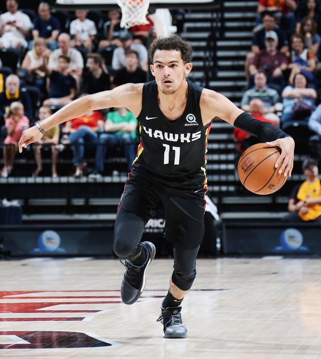 威少半场表现概述（威少上半场表现一览）