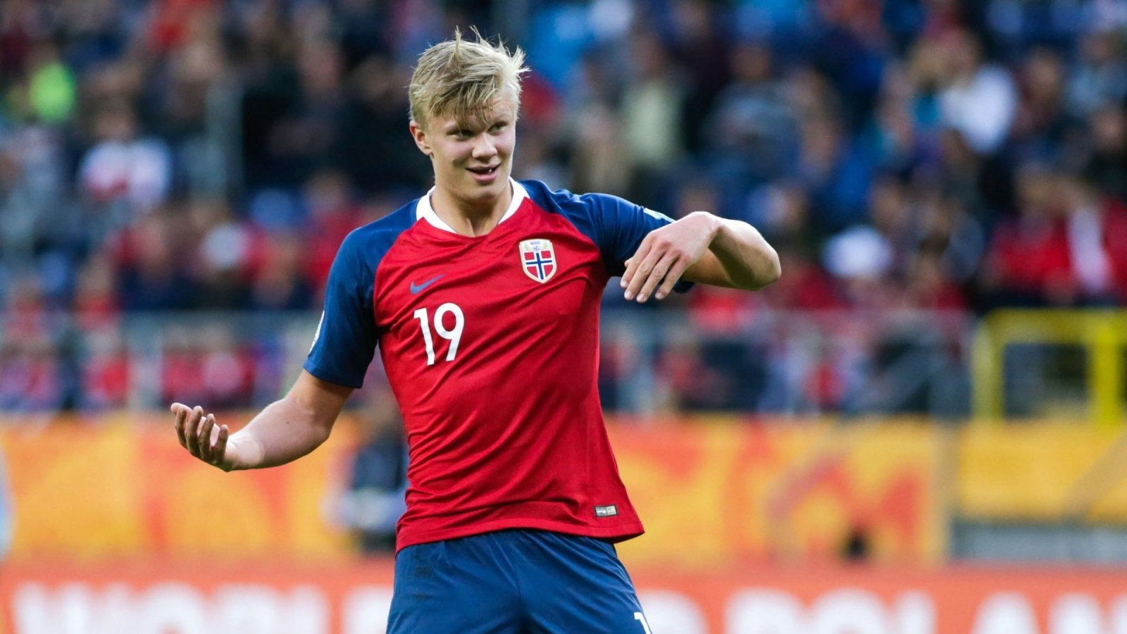 外媒：沙特vs阿联酋下半场将正常进行，但两队主帅拒绝继续比赛（外媒：沙特对阵阿联酋下半场照常进行，两队主帅却拒绝继续比赛）