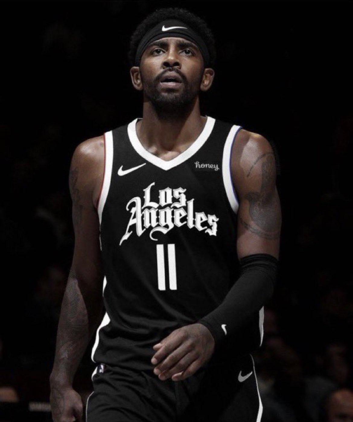 科隆vs法兰克福：卡明斯基、侯赛因巴希奇首发，格策、堂安律出战（科隆迎战法兰克福：卡明斯基、侯赛因巴希奇首发，格策与堂安律登场）