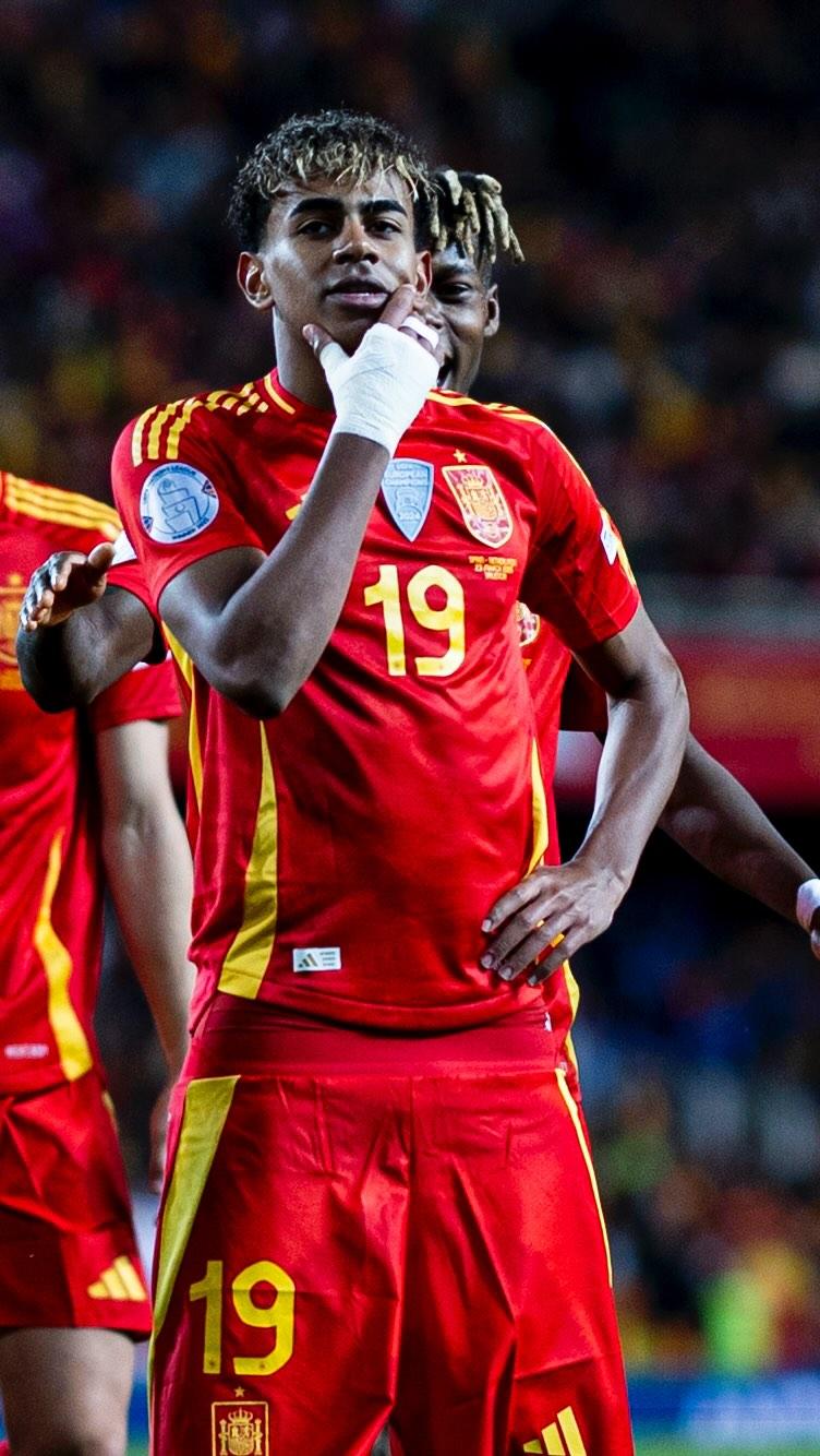 广东一夜3消息！杜锋或重返国家队，胡明轩遭围攻，徐杰沉冤得雪（广东一夜三大动态：杜锋或回归国家队，胡明轩遭质疑，徐杰洗清冤屈）