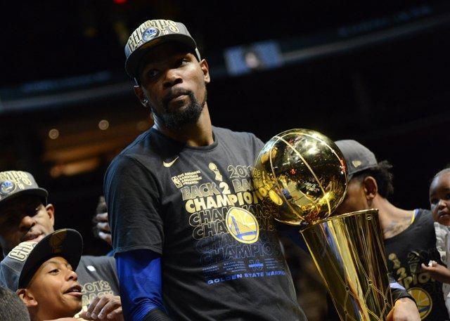 凯尔：我们已明显更加稳定了，事情绝没有最近被描述得那么糟（凯尔：我们明显更稳了，近来的负面描述被夸大了）