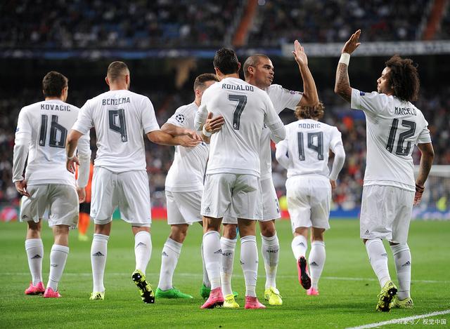 NBA彩经：文班亚马再展恐怖天赋 马刺击败尼克斯夺冠（NBA彩经：文班亚马再显统治力 马刺击退尼克斯加冕冠军）