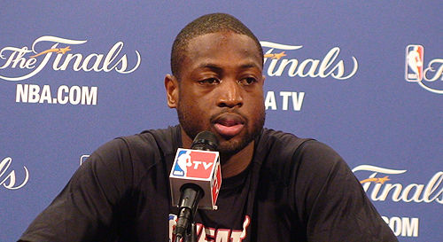 广厦男篮张帆末节绝杀山东（张帆末节绝杀助广厦力克山东）