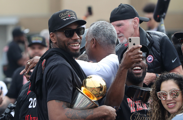 芬奇谈华子担任控卫：我们需要他做自己，而不是变成斯托克顿（芬奇：华子打控卫也要做自己，不必变成斯托克顿）